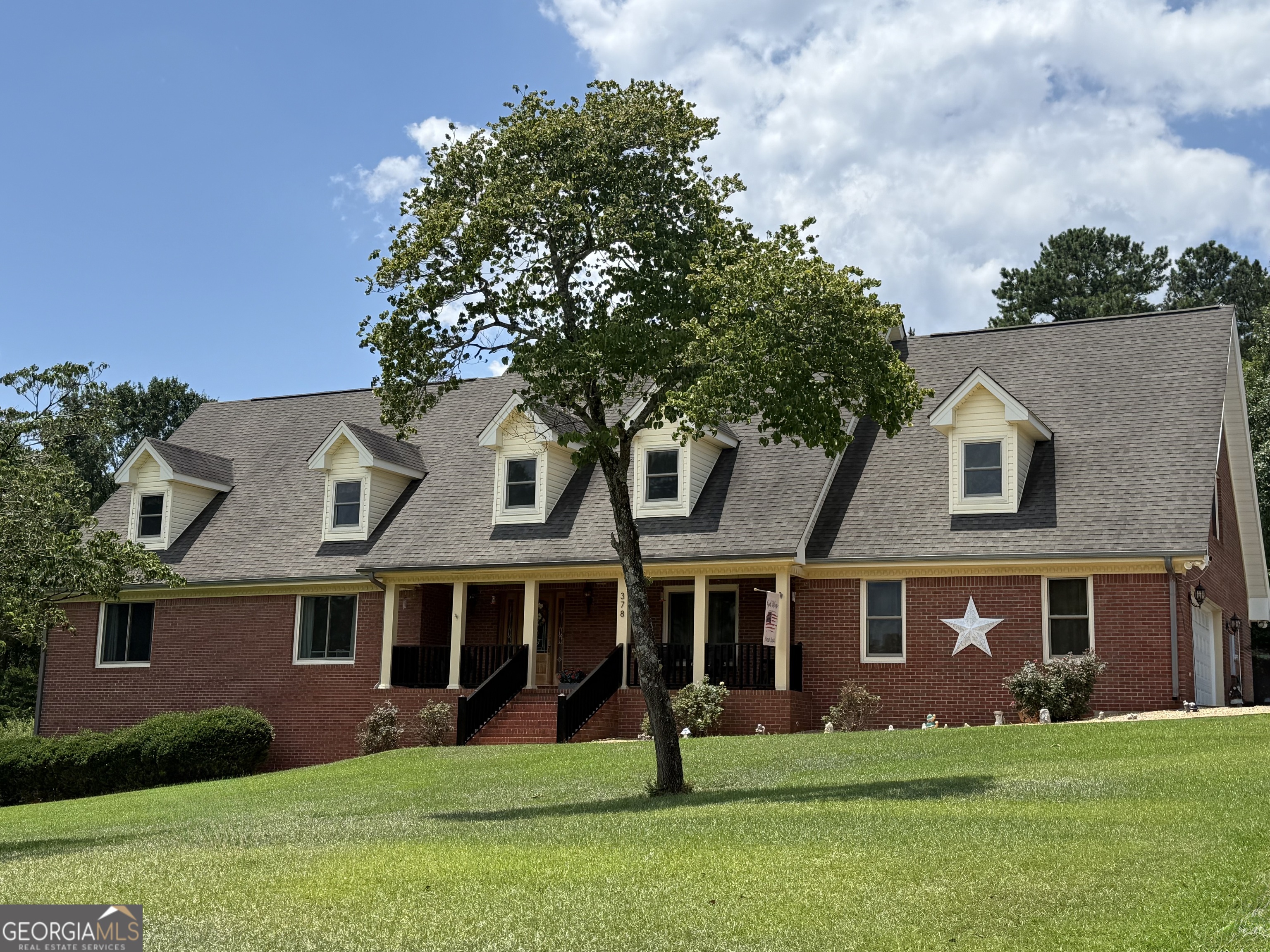 378 Clyde Court Property Photo 1