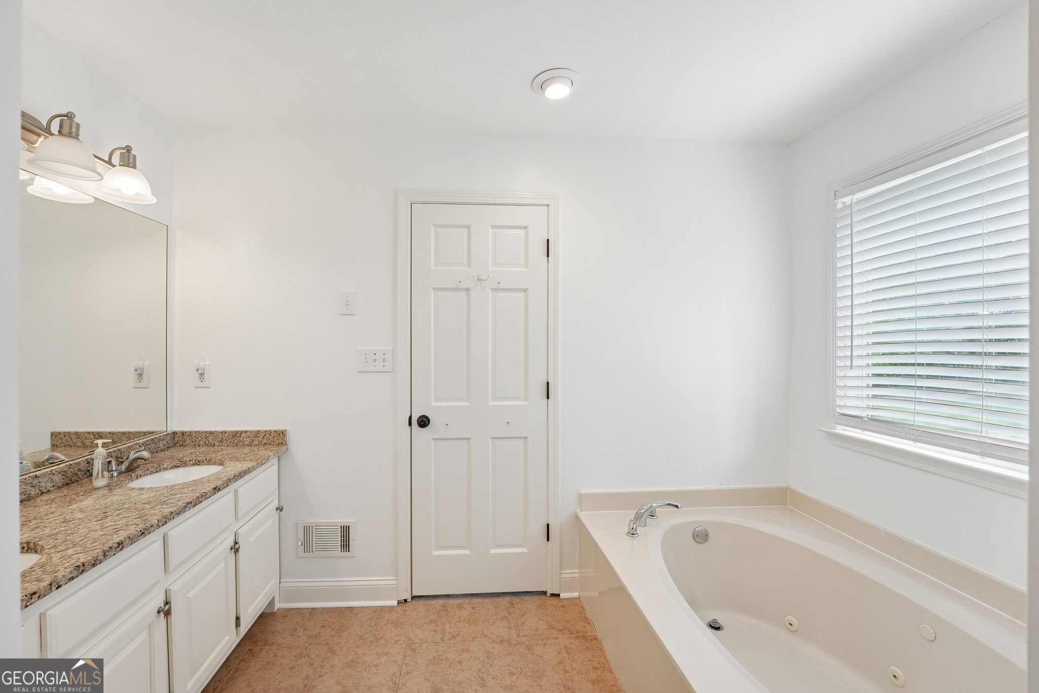 378 Clyde Court Property Photo 36