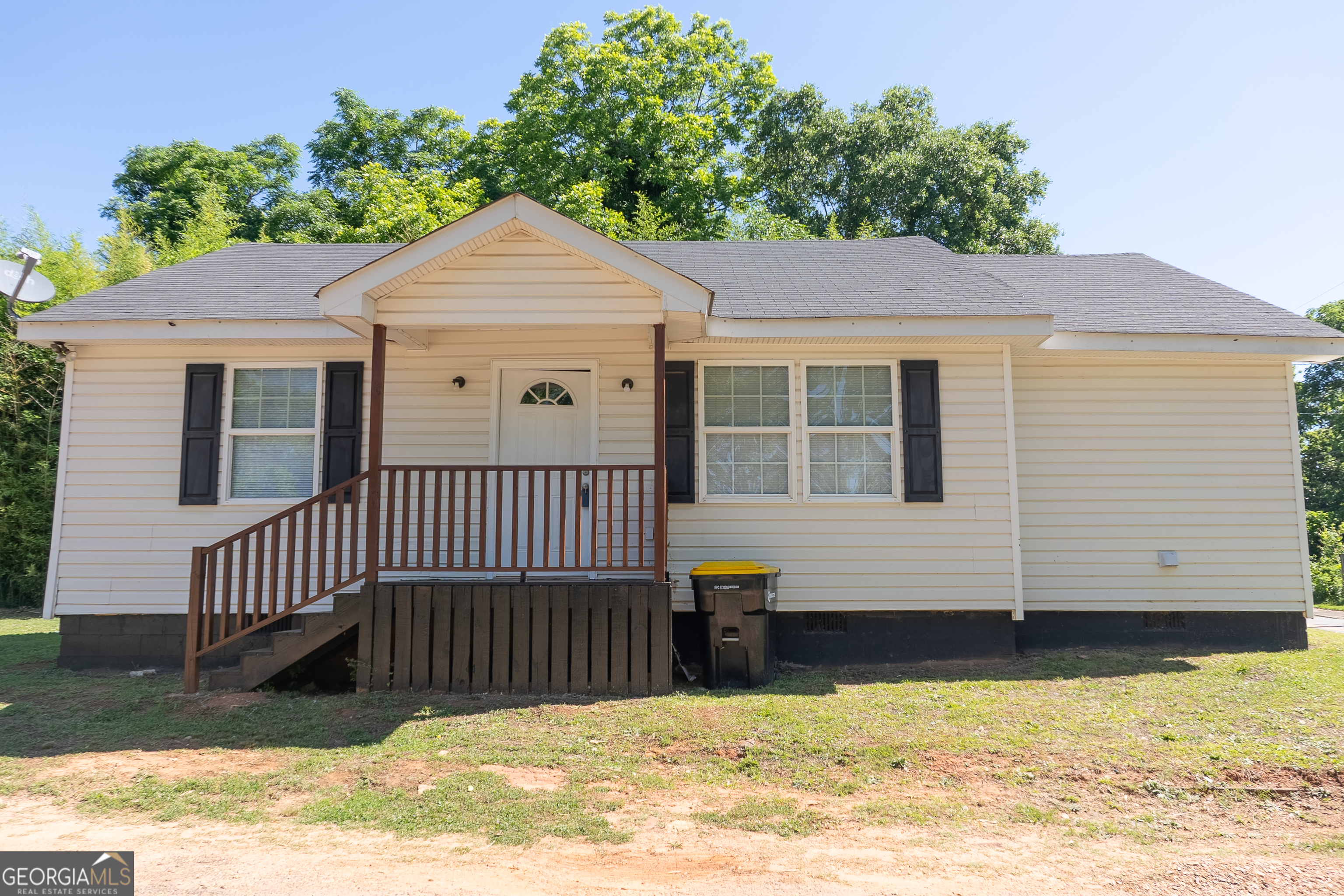 53 Washington Drive Property Photo 1