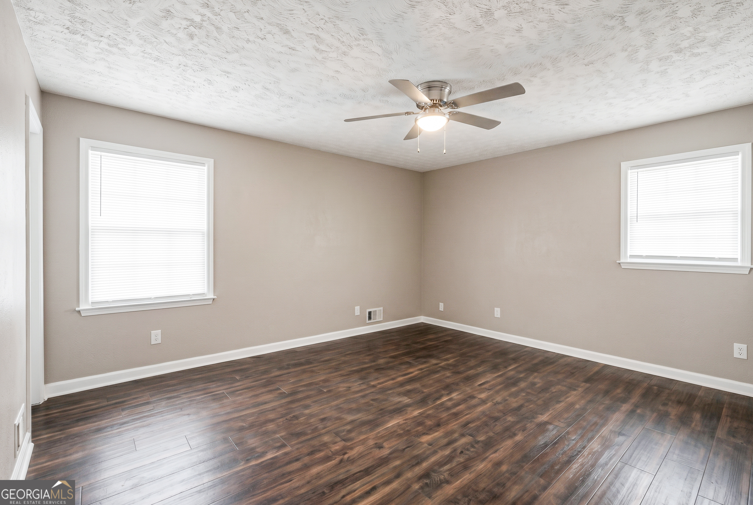 1481 Smokehouse Lane Property Photo 7
