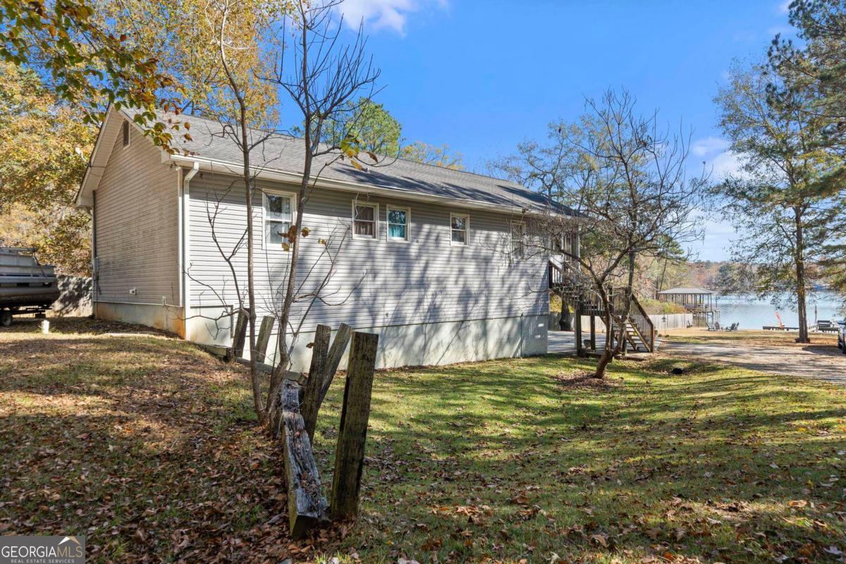 462 Rockville Springs Drive Property Photo 4