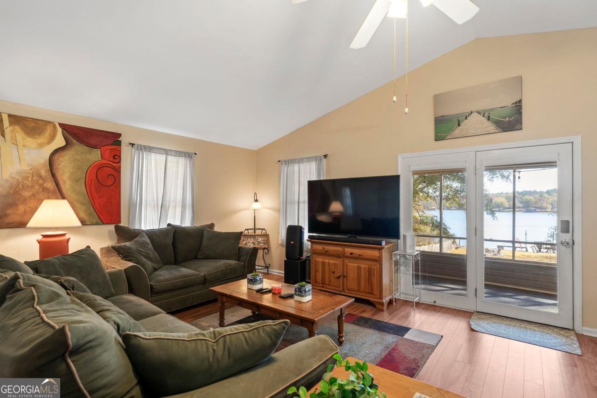 462 Rockville Springs Drive Property Photo 43
