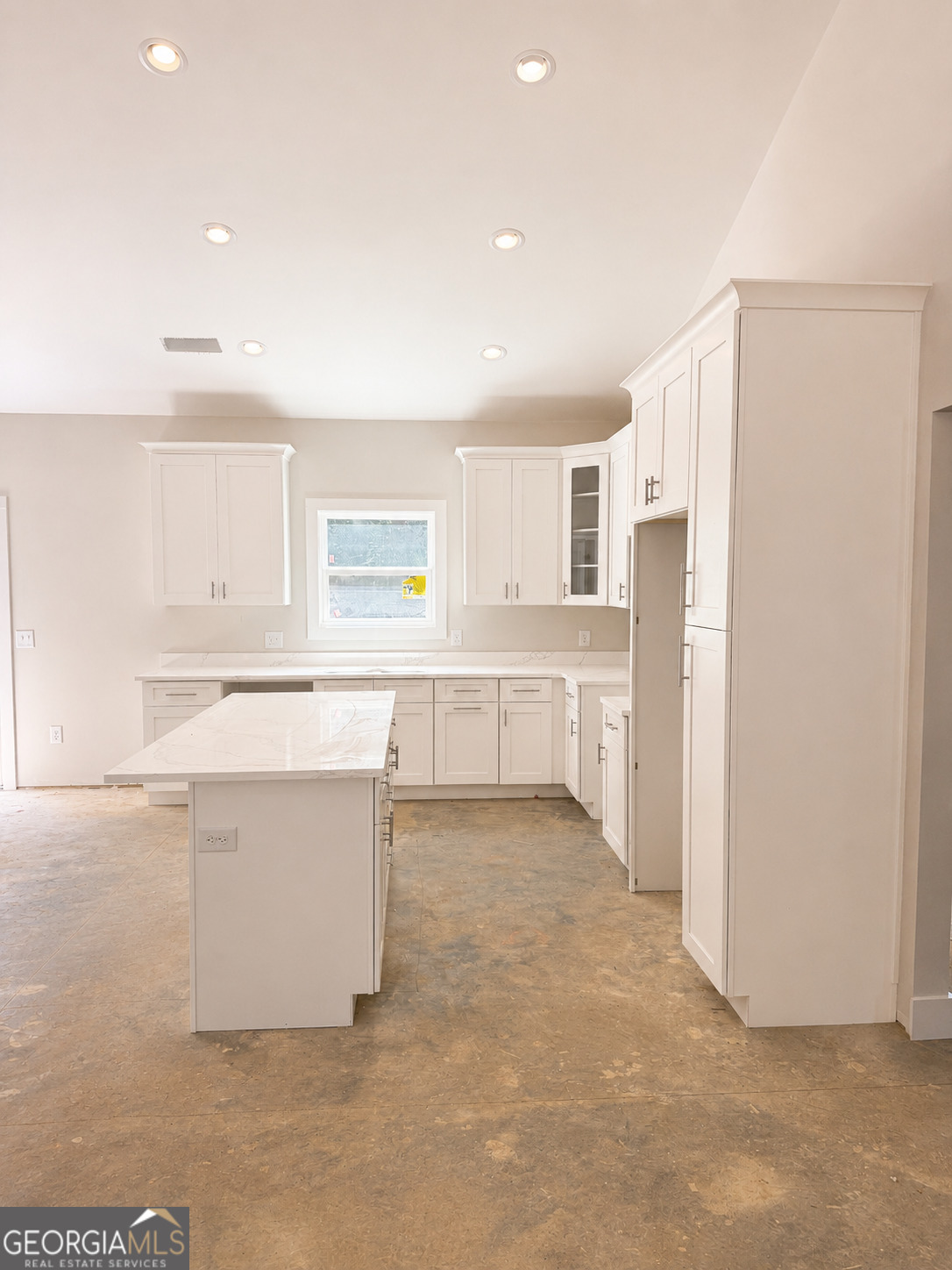 563 High Road Property Photo 10