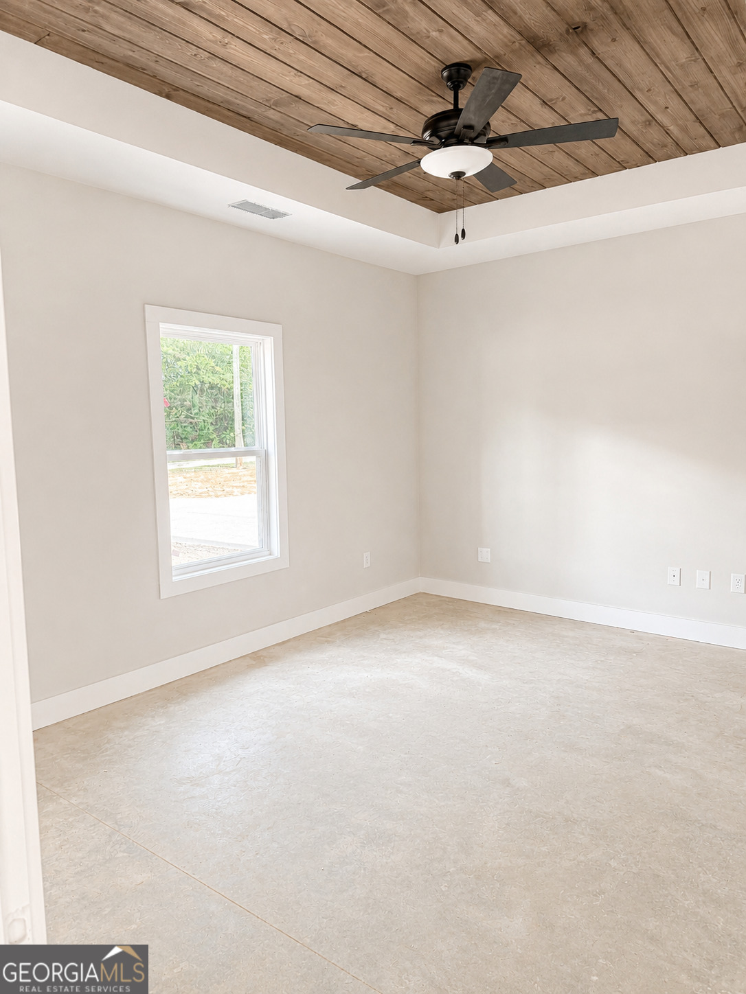 563 High Road Property Photo 11