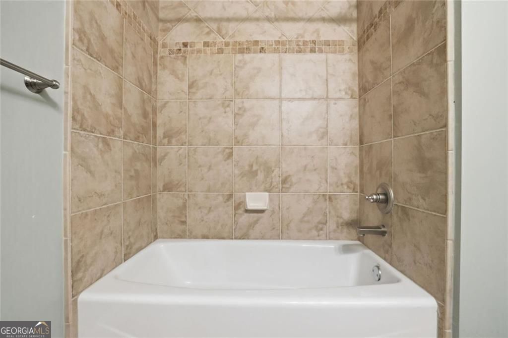 160 Trimble Crest Drive Property Photo 69