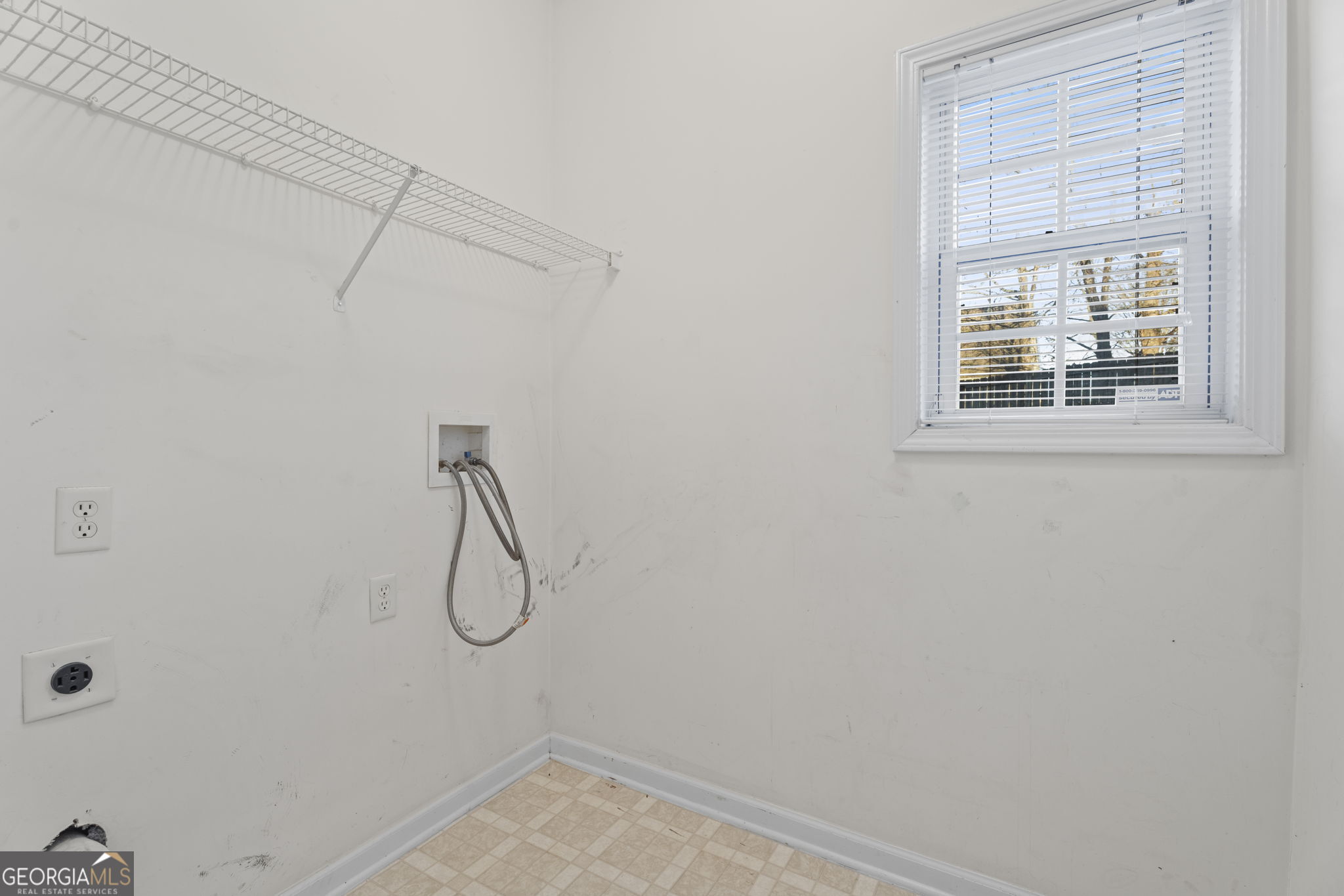 423 Heathcliff Court Property Photo 19