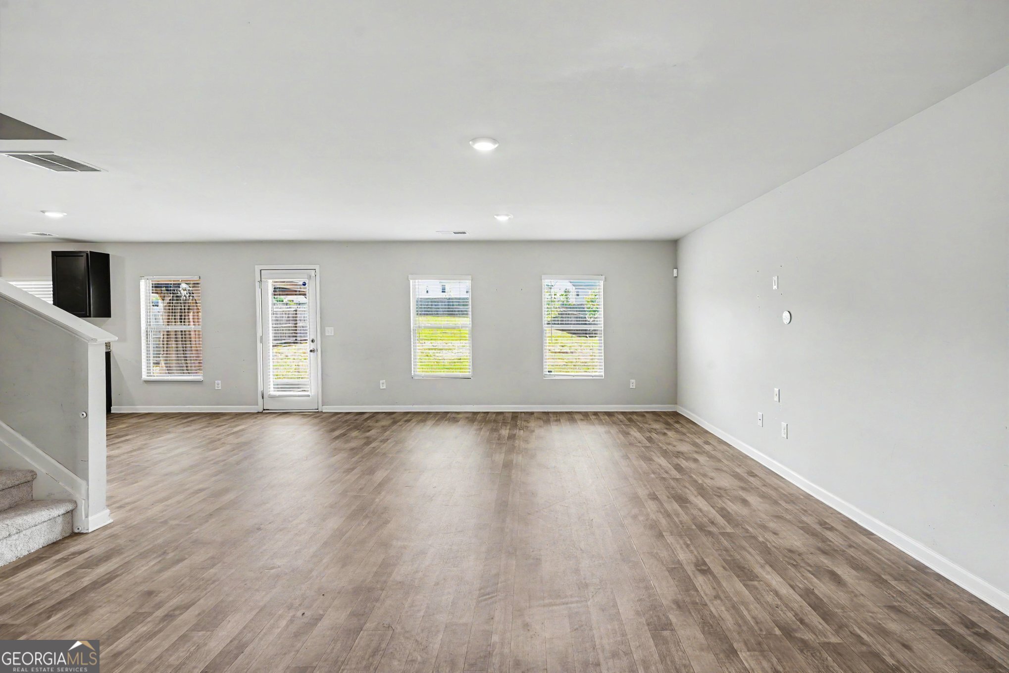 2324 Burnett Lane Property Photo 5