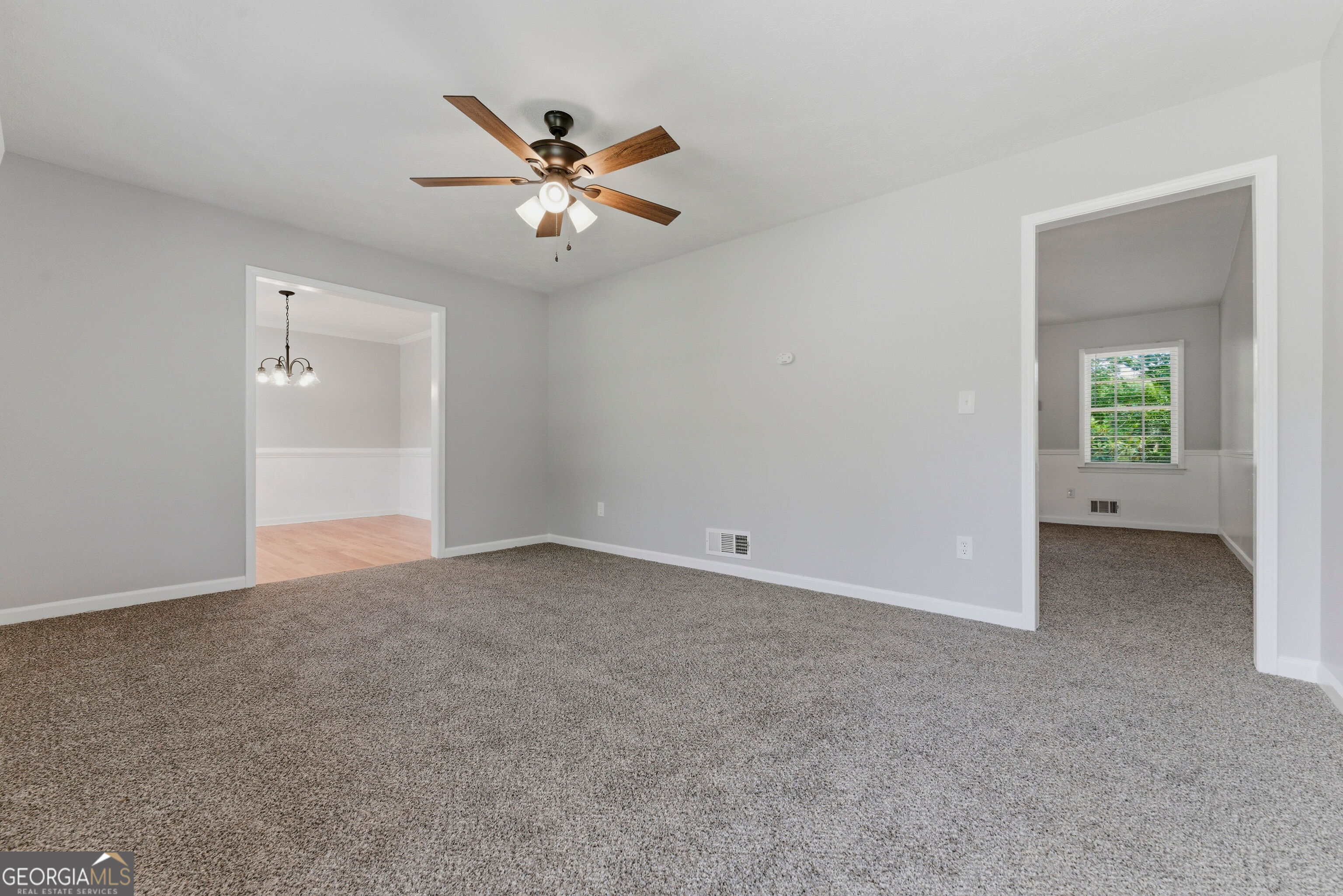 2415 Cajun Drive Property Photo 2