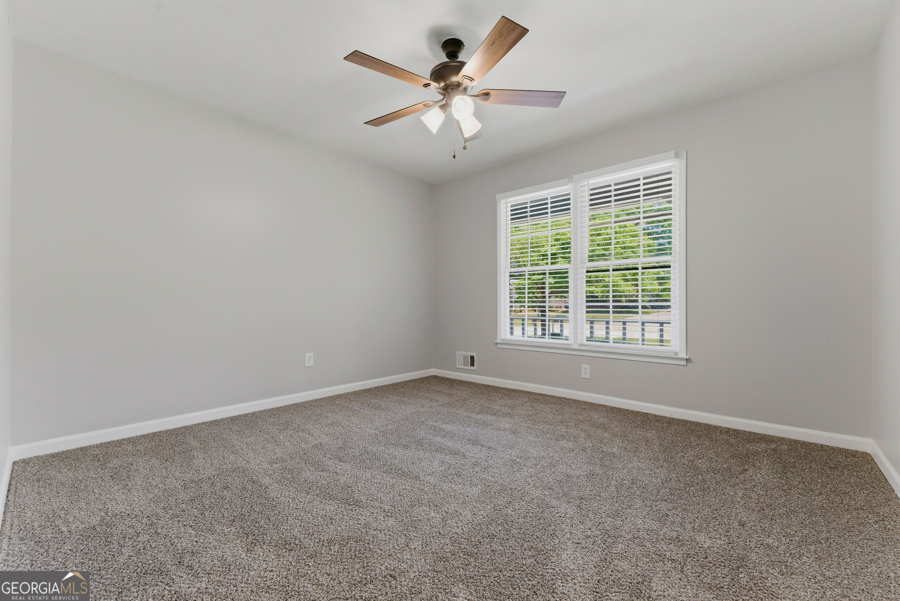 2415 Cajun Drive Property Photo 9
