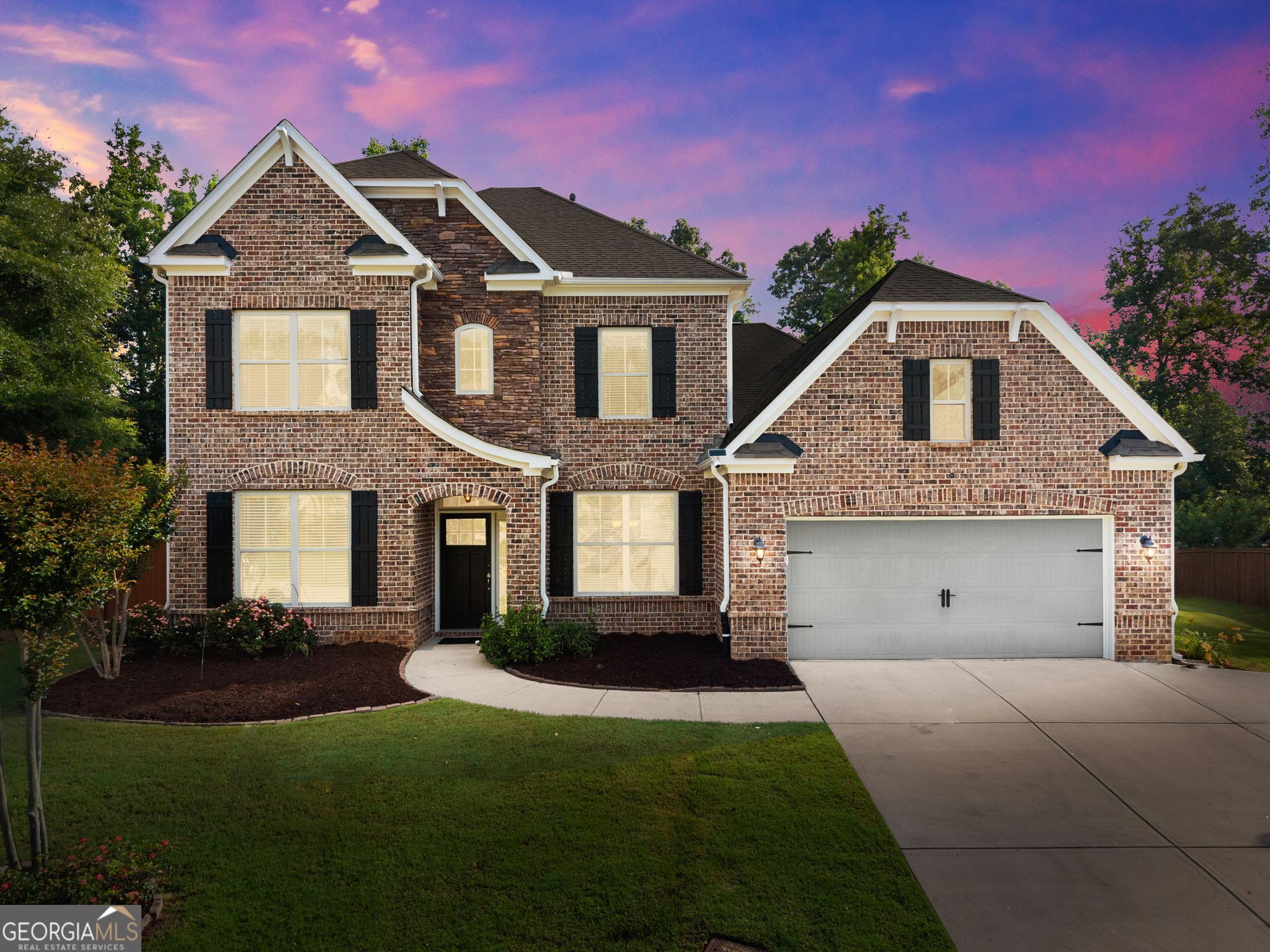 1648 Applecress Court Property Photo 4