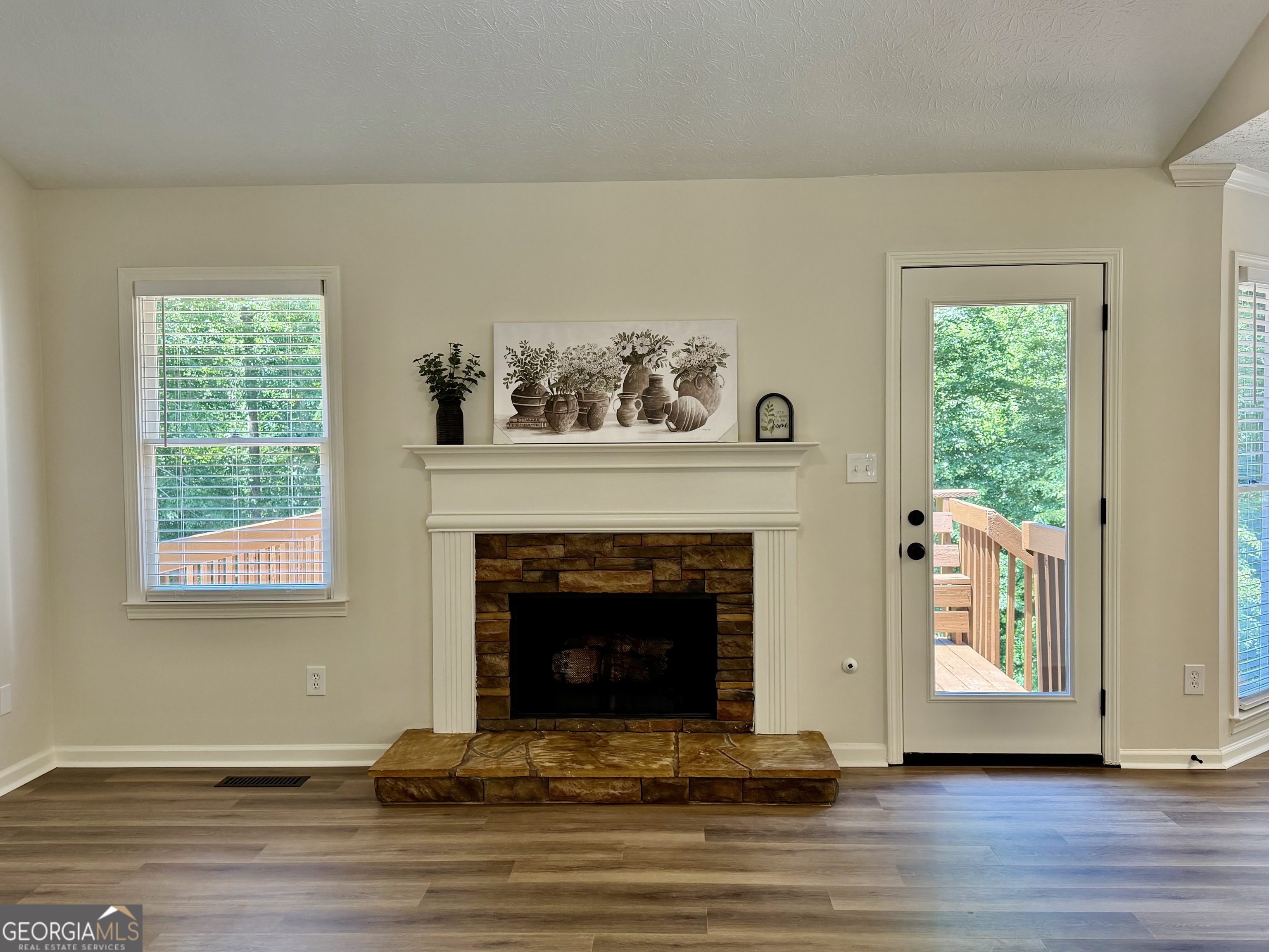 507 Legacy Park Lane Property Photo 12