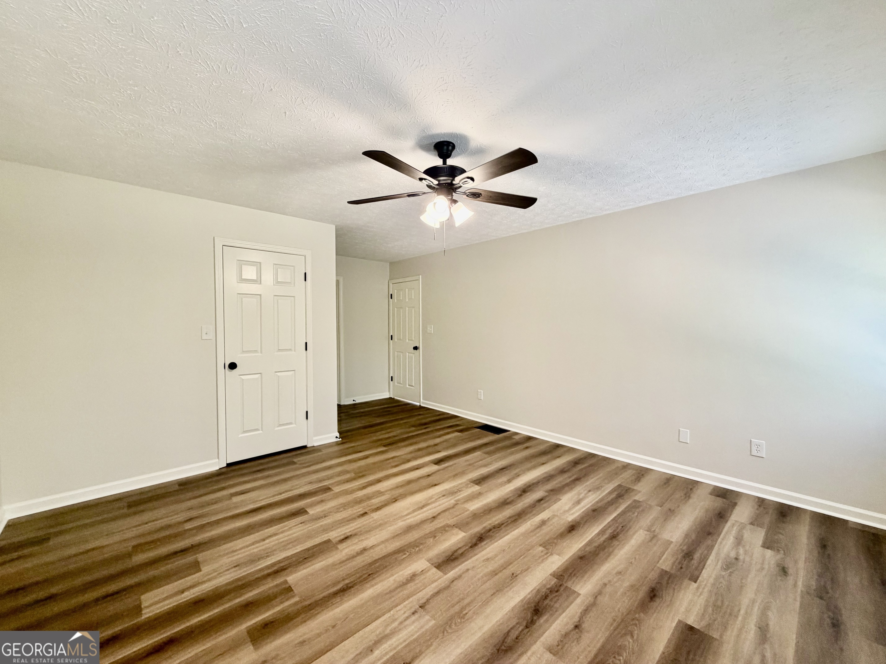 507 Legacy Park Lane Property Photo 18