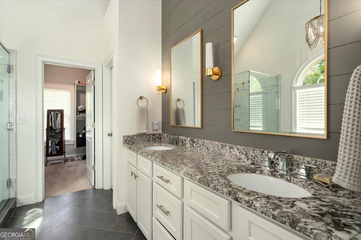 3093 Surry Ridge Drive Property Photo 13