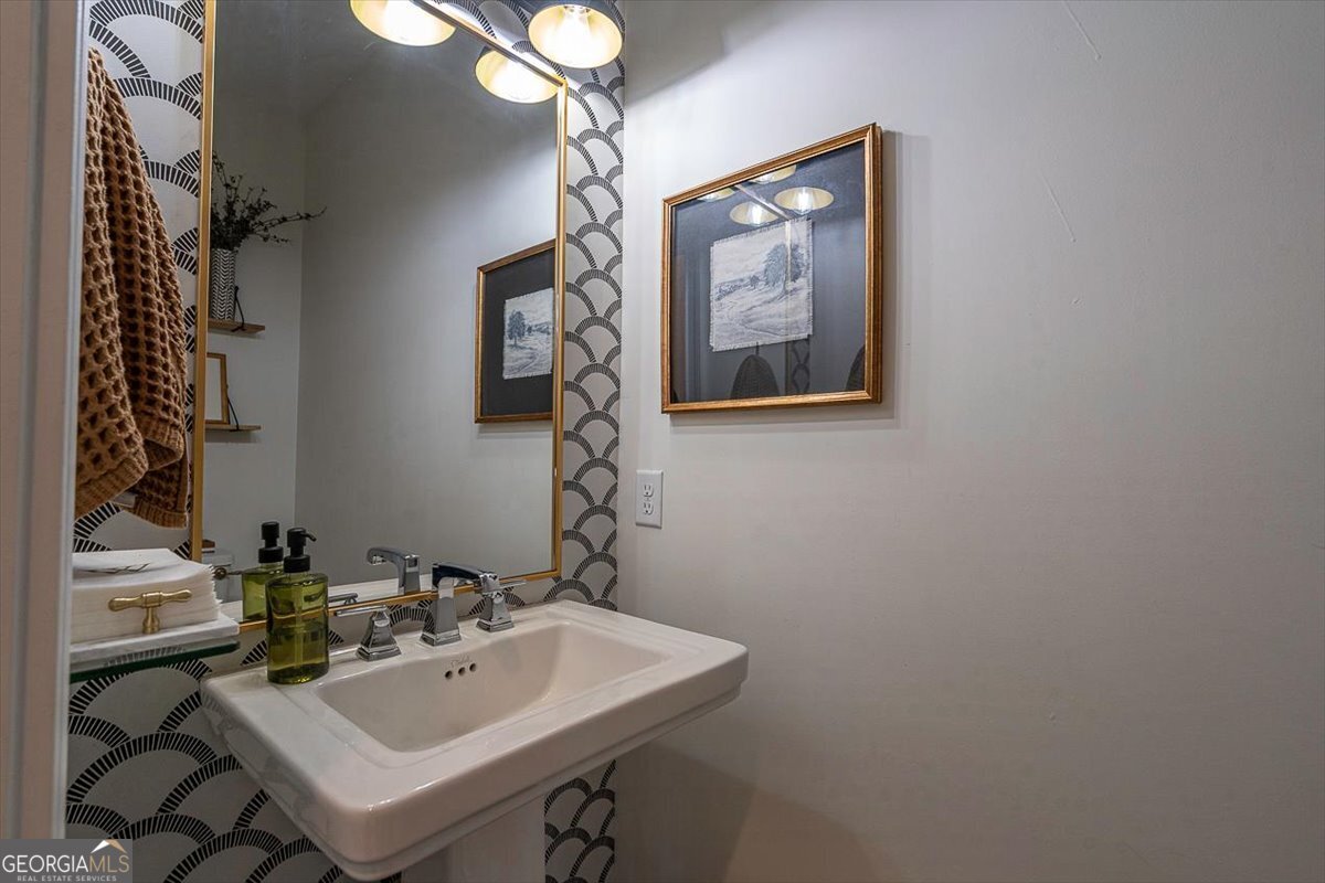 3093 Surry Ridge Drive Property Photo 22