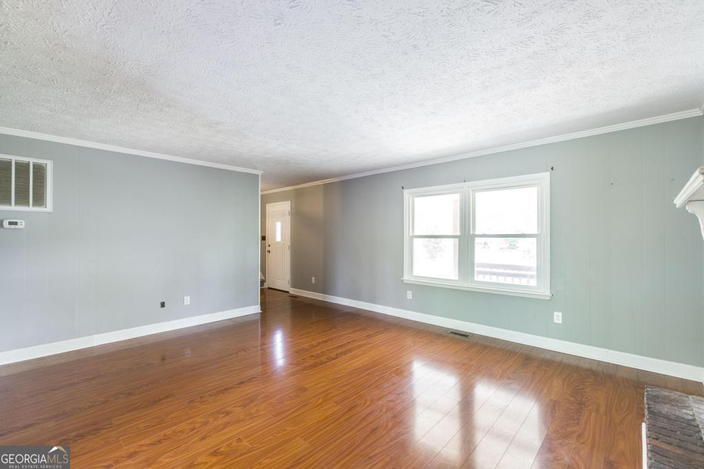 99 Sandy Valley Drive Property Photo 4