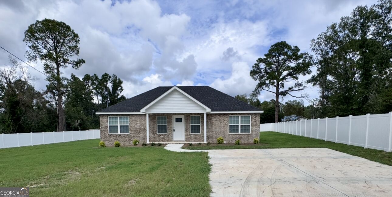 903 Moxley Drive Property Photo 2