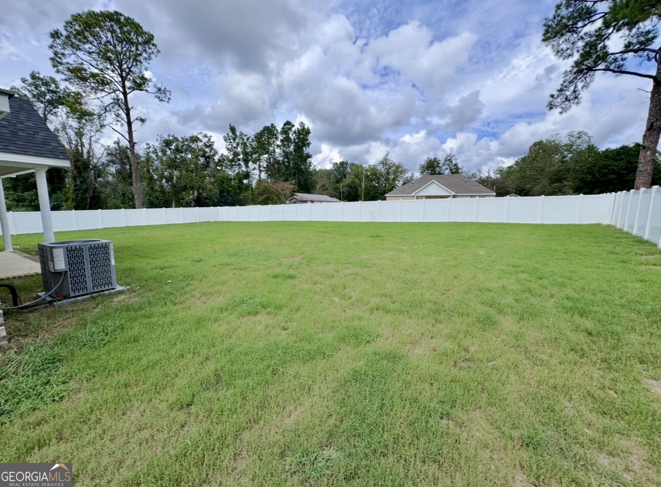 903 Moxley Drive Property Photo 3