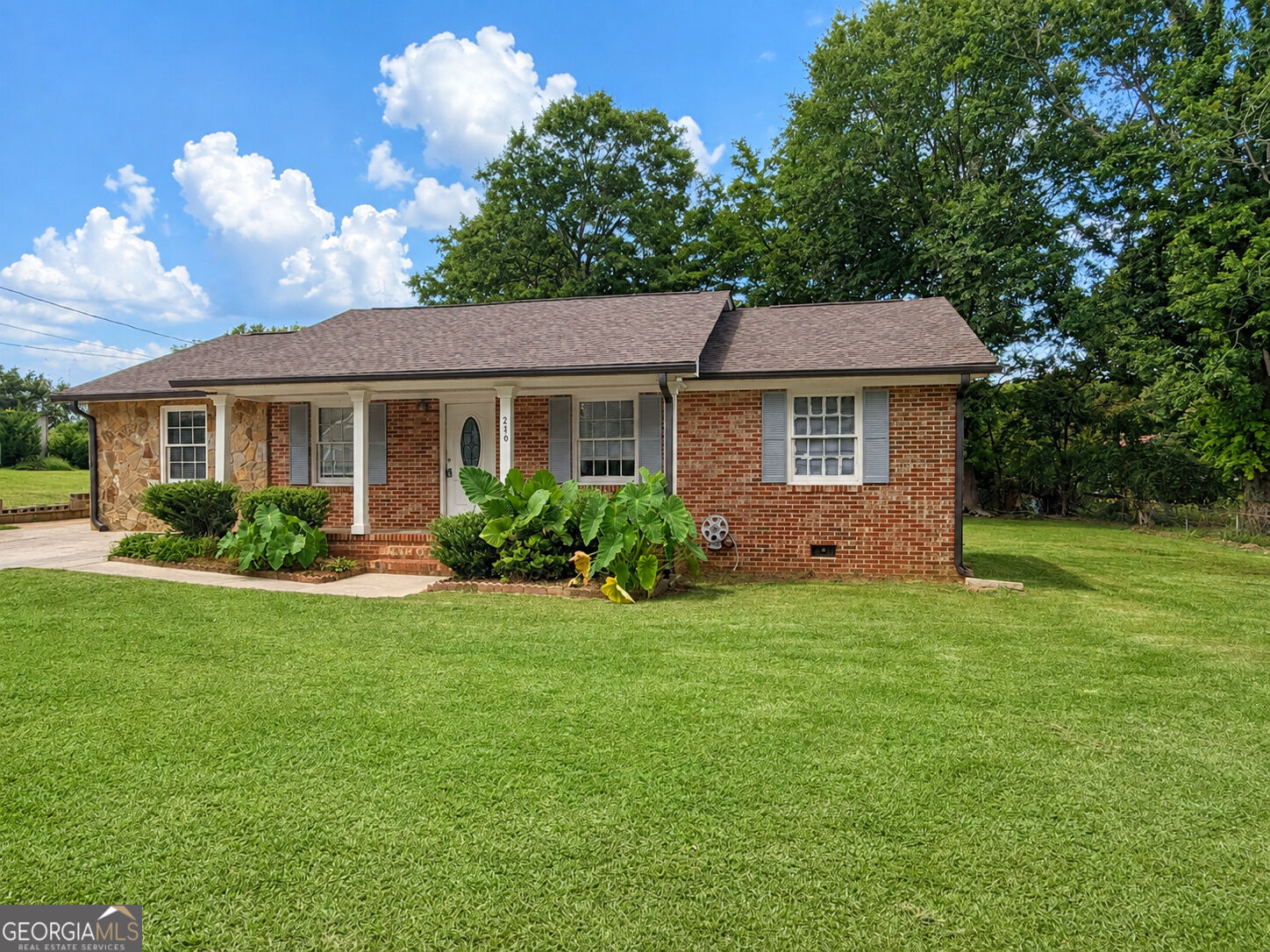 230 Cooper Road Property Photo 3