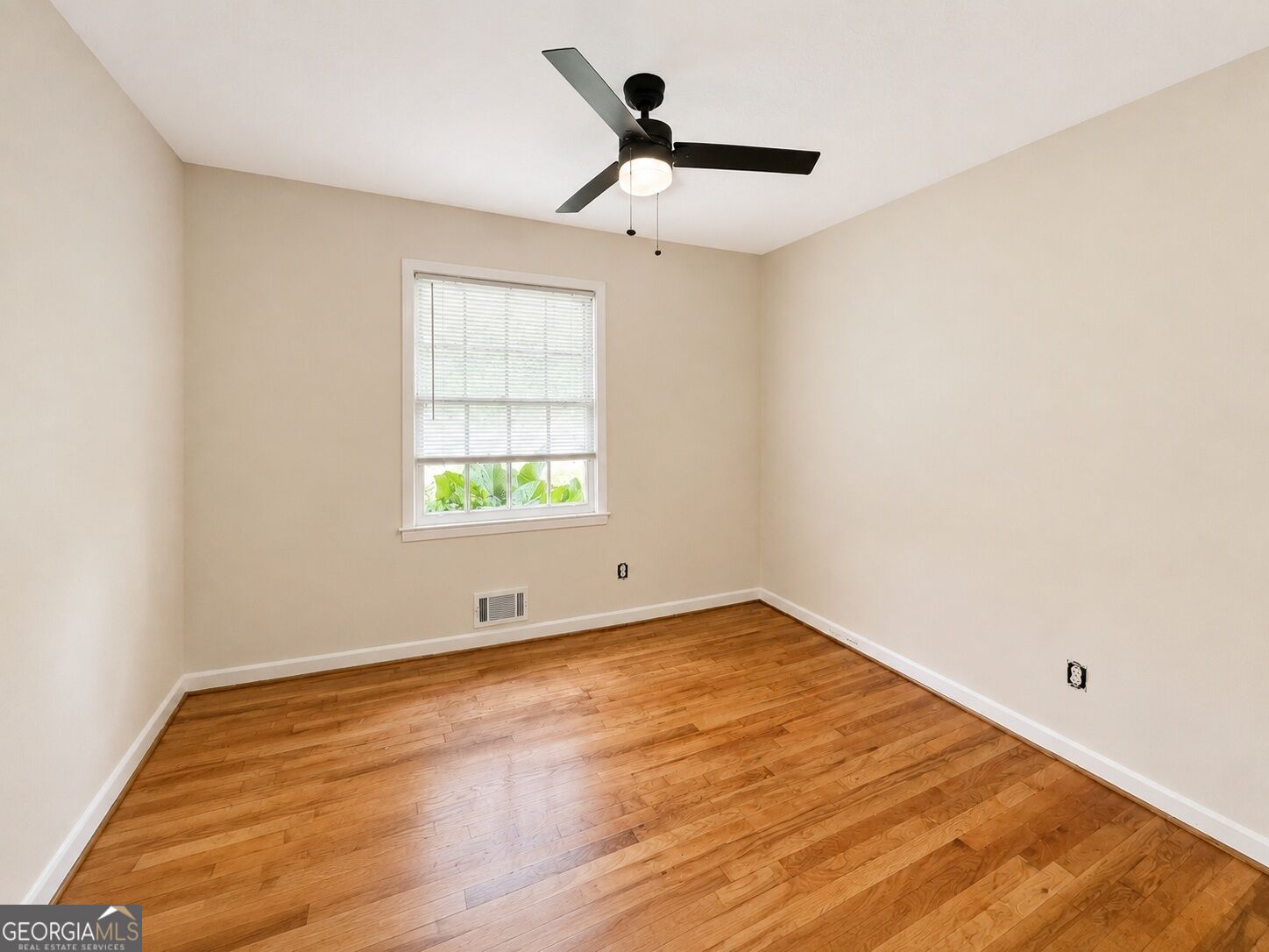 230 Cooper Road Property Photo 15