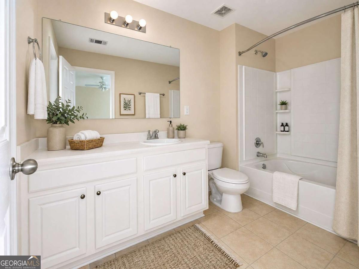 6776 Blackstone Place # 10 Property Photo 16