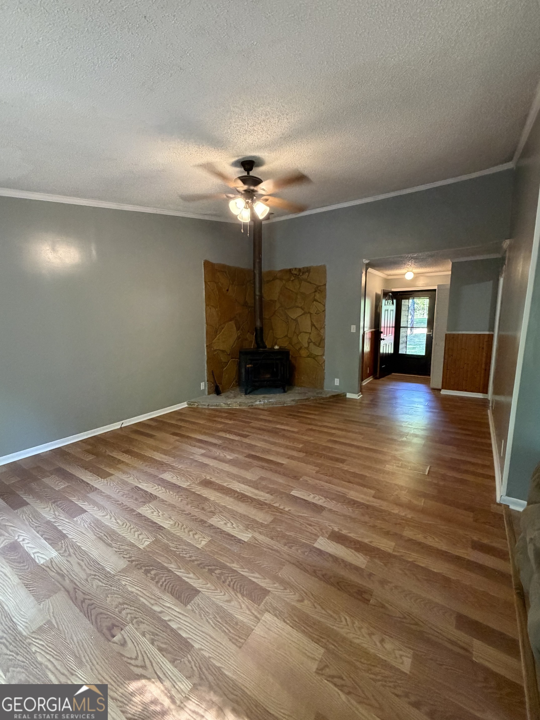 221 Oak Valley Drive Property Photo 6