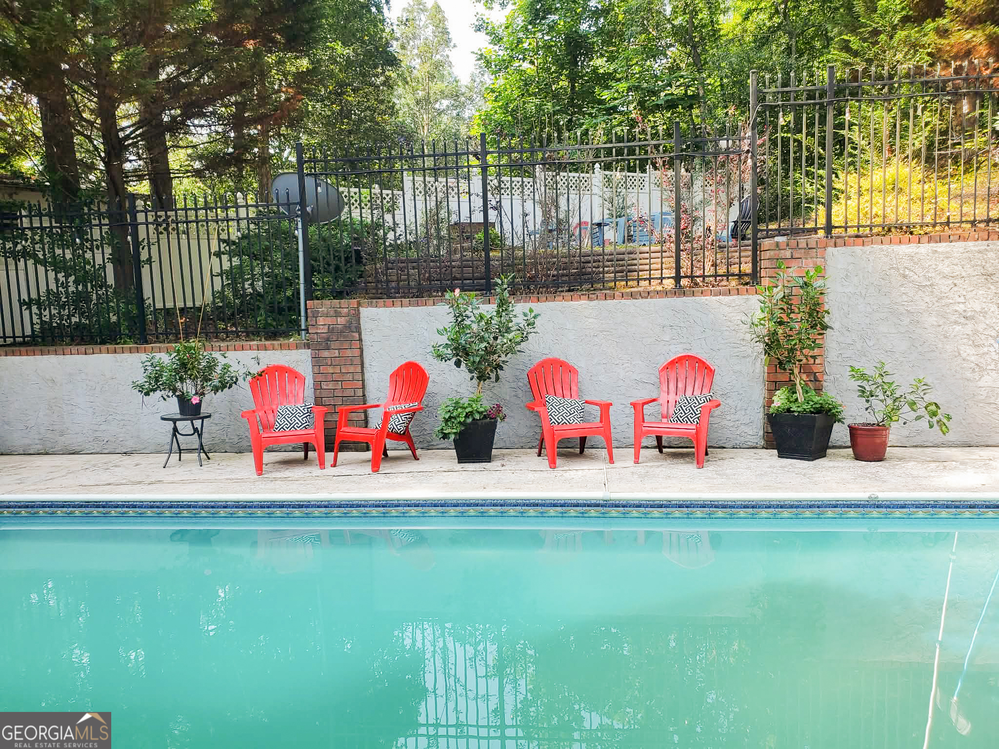 91 Tanglewood Circle Property Photo 4