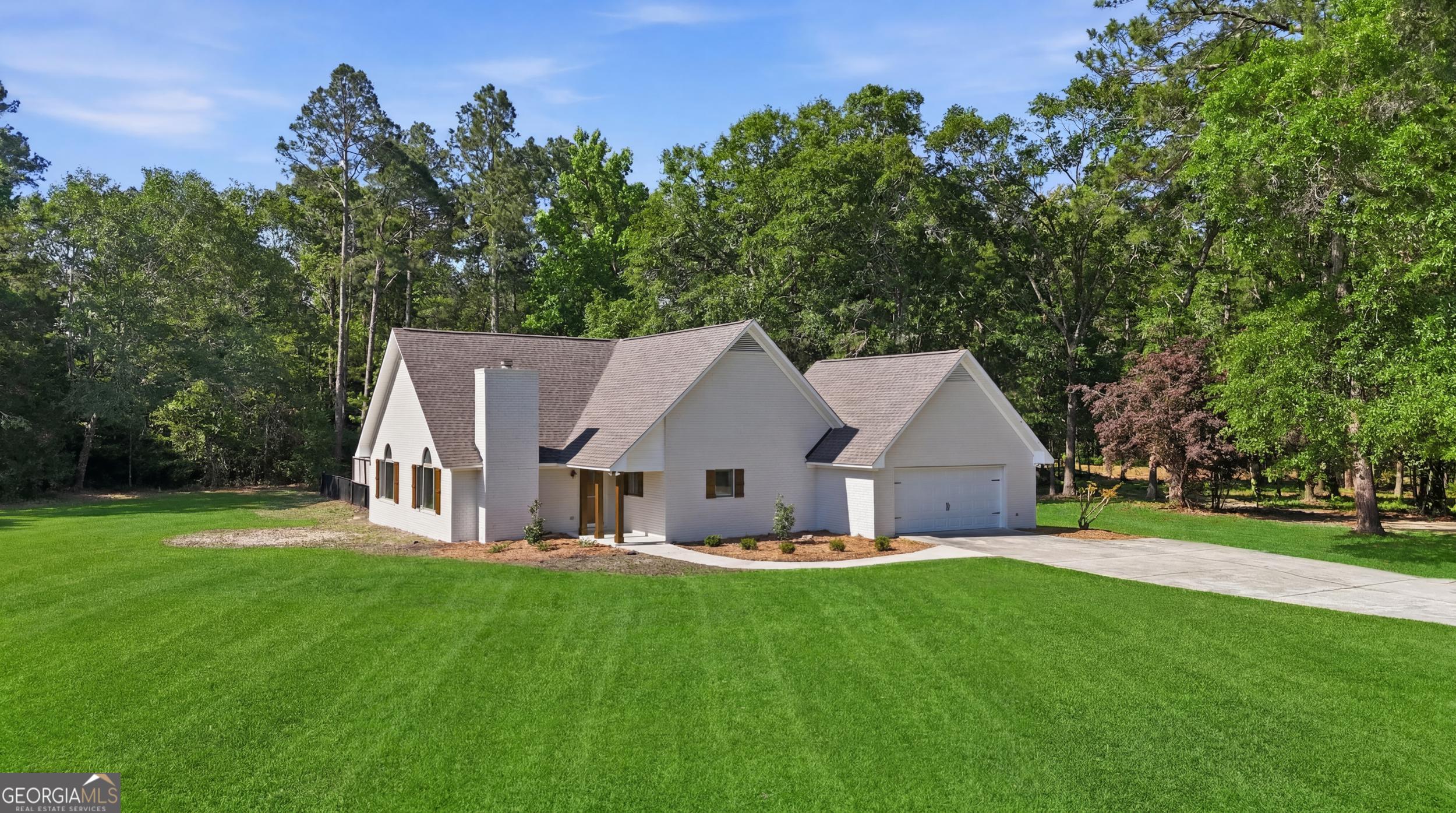 1017 Cobb Road Property Photo 1