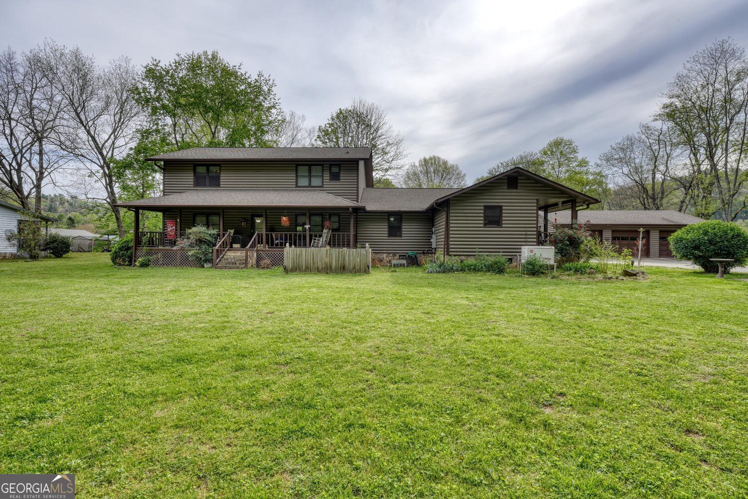 1908 Riverside Drive Property Photo 7