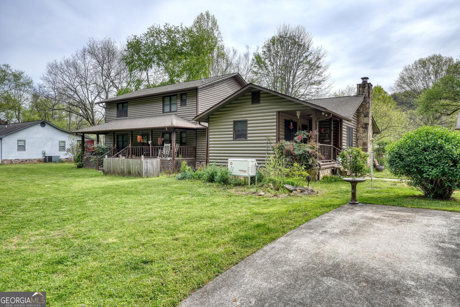1908 Riverside Drive Property Photo 21