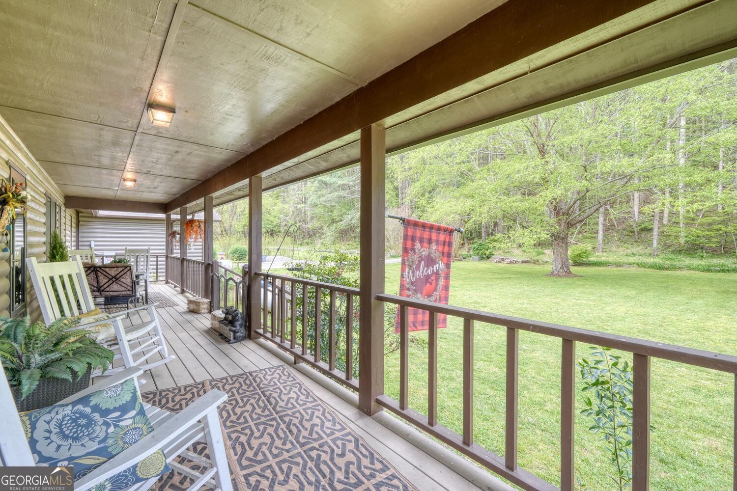 1908 Riverside Drive Property Photo 55