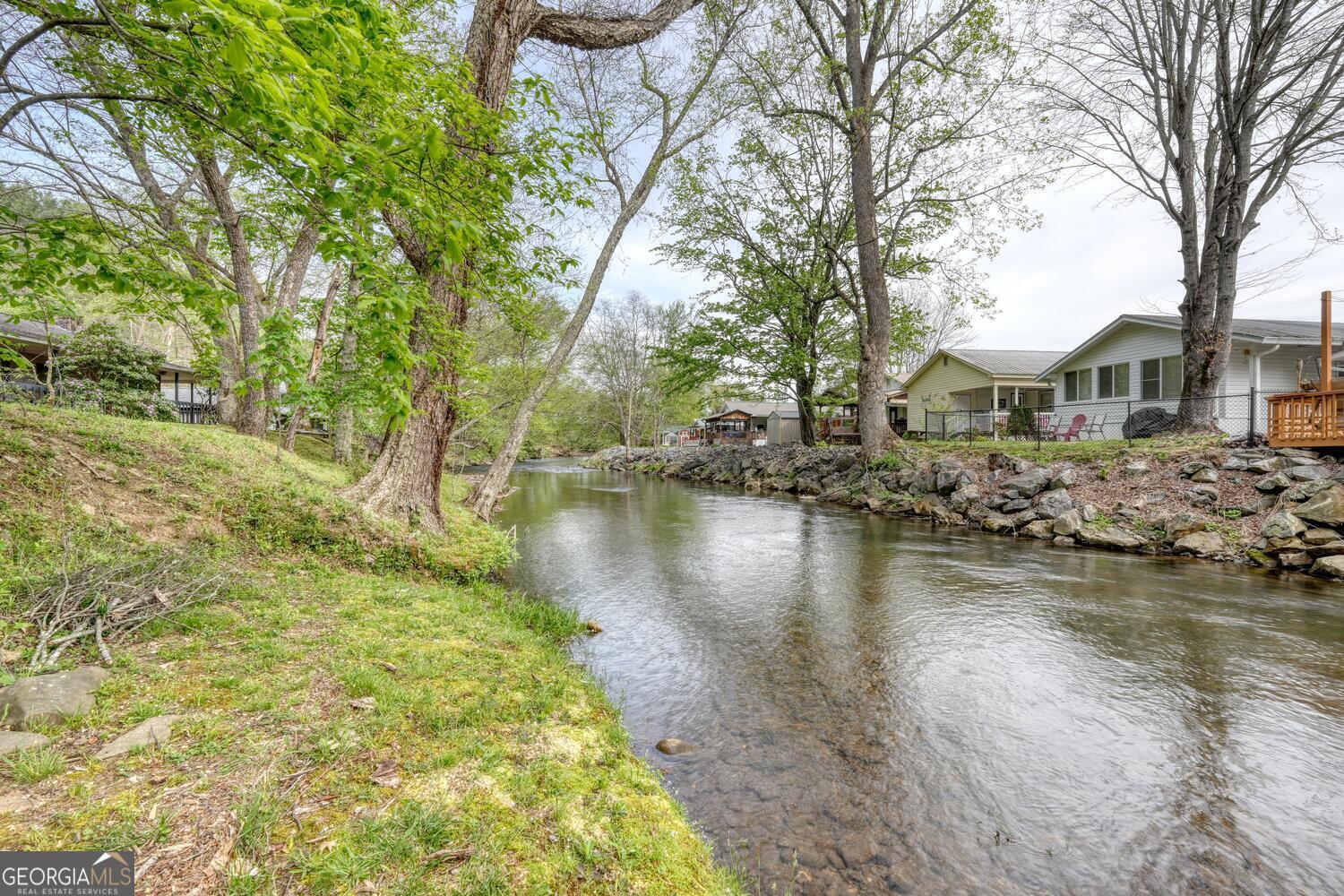 1908 Riverside Drive Property Photo 70