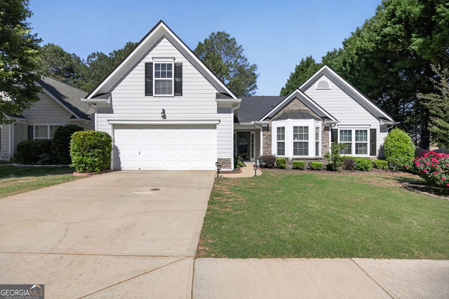 1041 S Creek Drive Property Photo 1