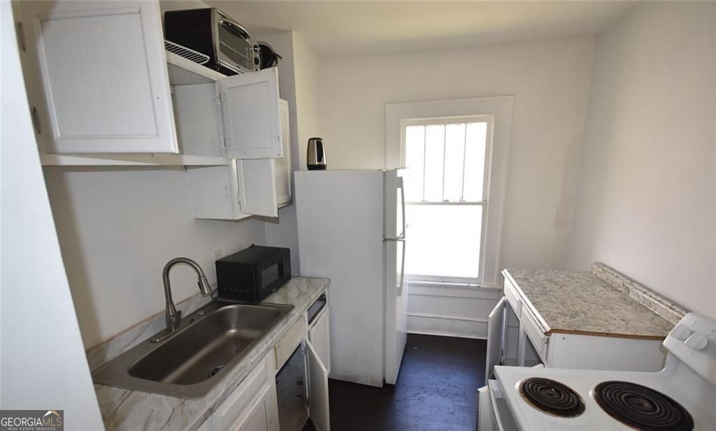 89 Ollie Street Nw Property Photo 6