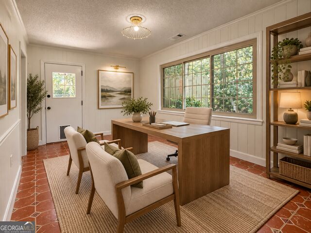 347 S College Street Property Photo 14