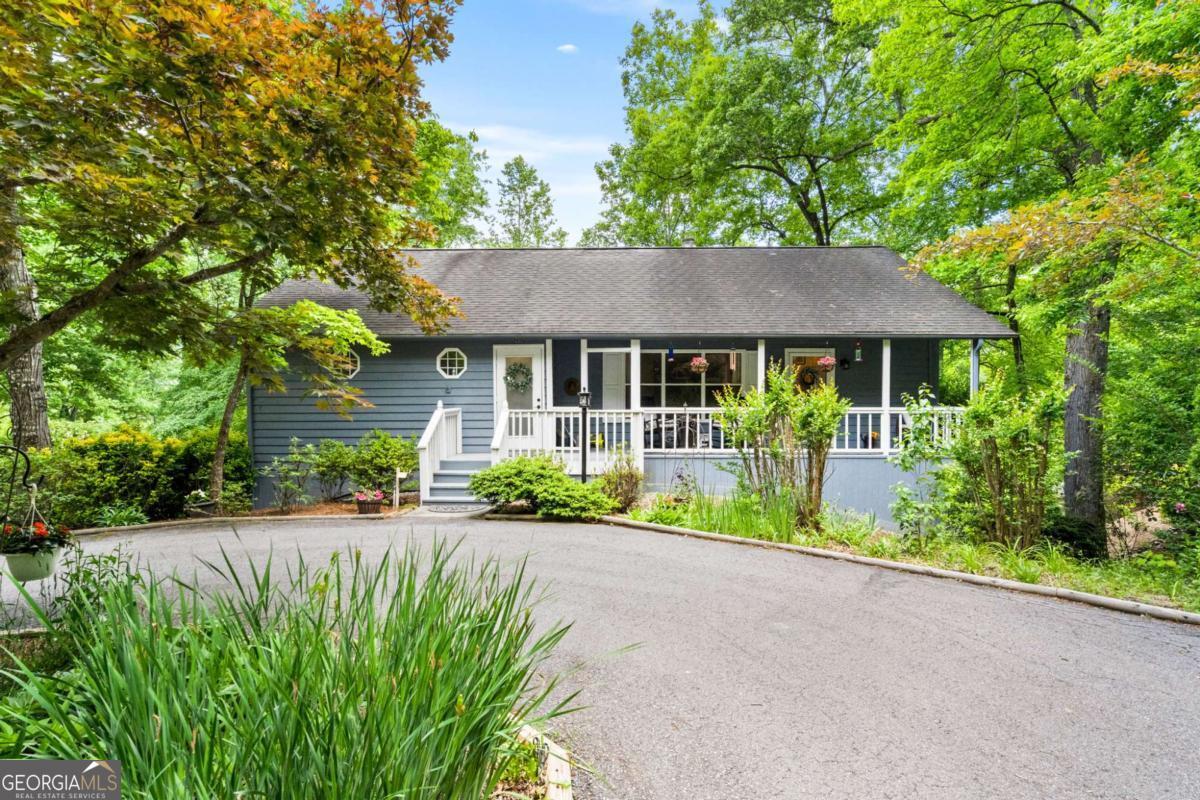 5686 Pine Crest Road Property Photo 3