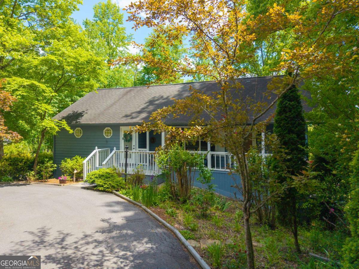 5686 Pine Crest Road Property Photo 6