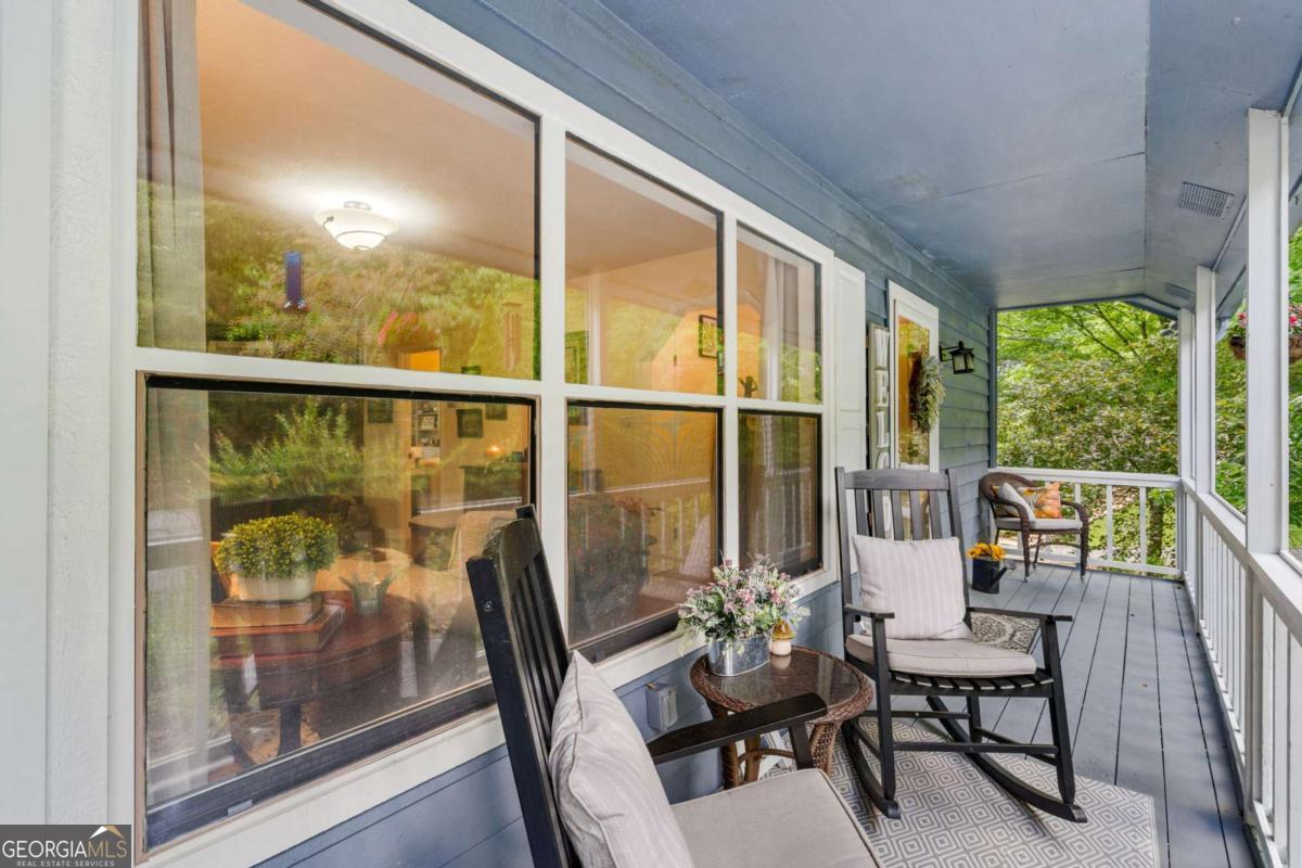 5686 Pine Crest Road Property Photo 8
