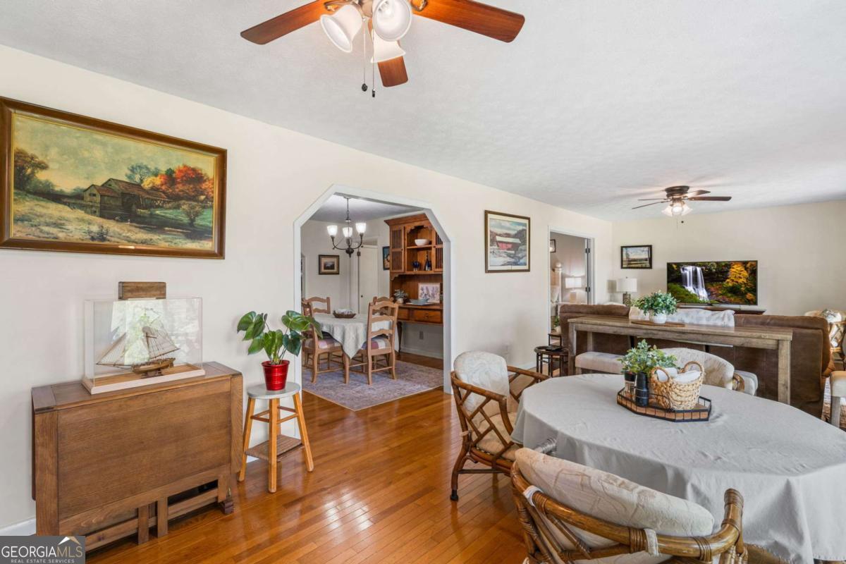 5686 Pine Crest Road Property Photo 14