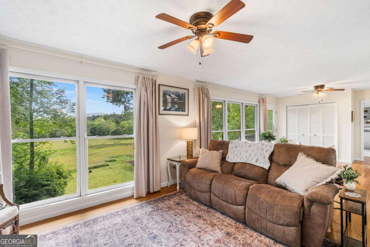 5686 Pine Crest Road Property Photo 17