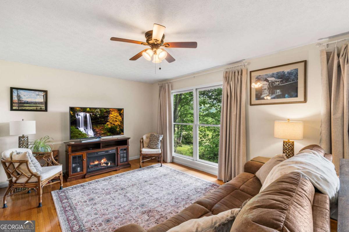 5686 Pine Crest Road Property Photo 19