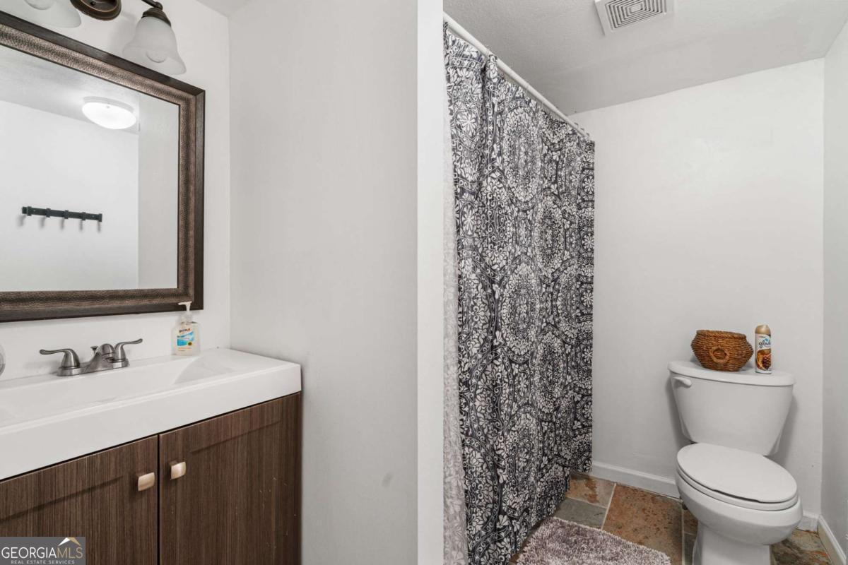 5686 Pine Crest Road Property Photo 38