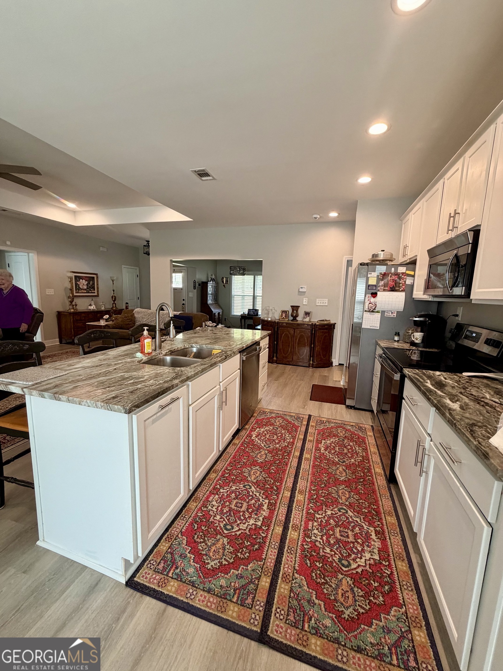 108 Cambridge Court Ne Property Photo 6