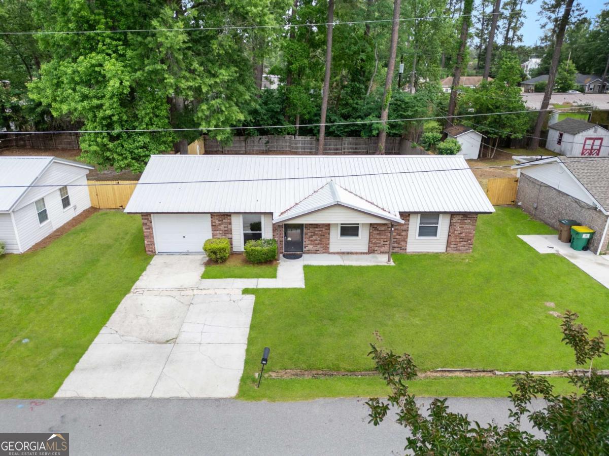 320 W Whatley Street Property Photo 1