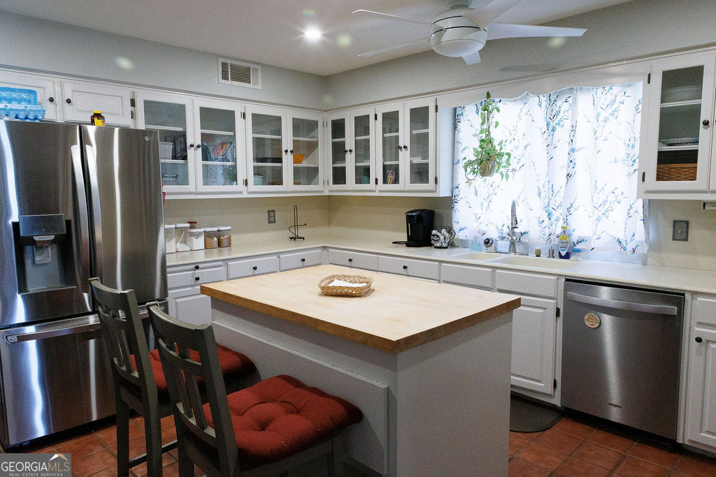 211 N Broad Street Property Photo 17