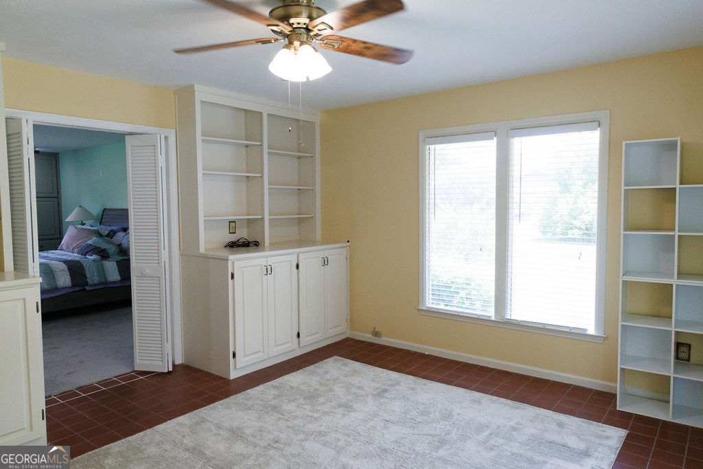 211 N Broad Street Property Photo 28