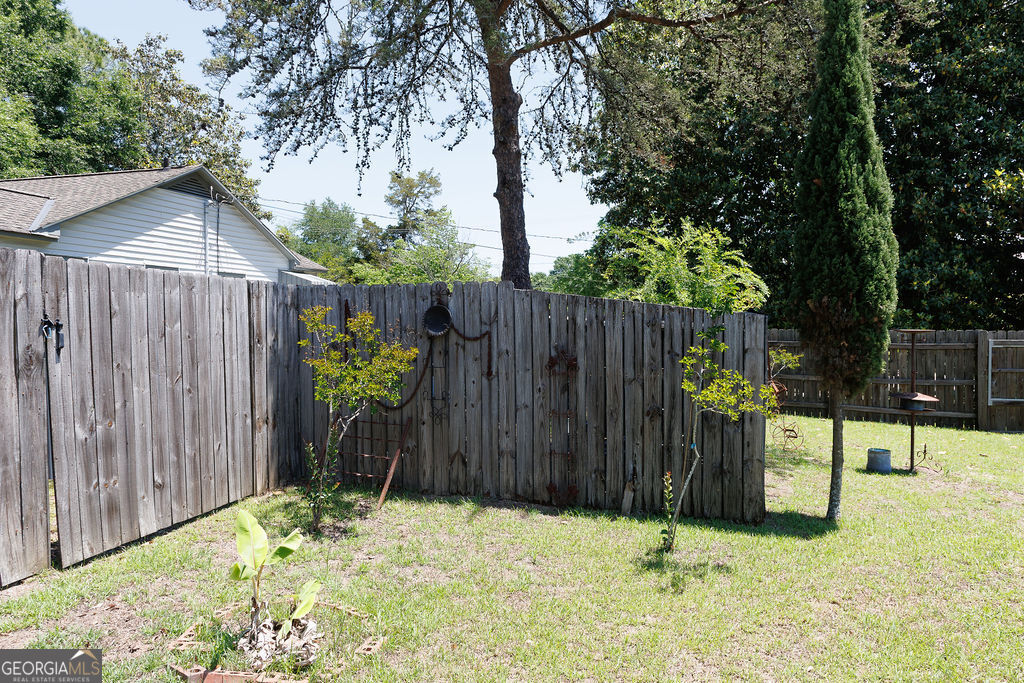 211 N Broad Street Property Photo 71