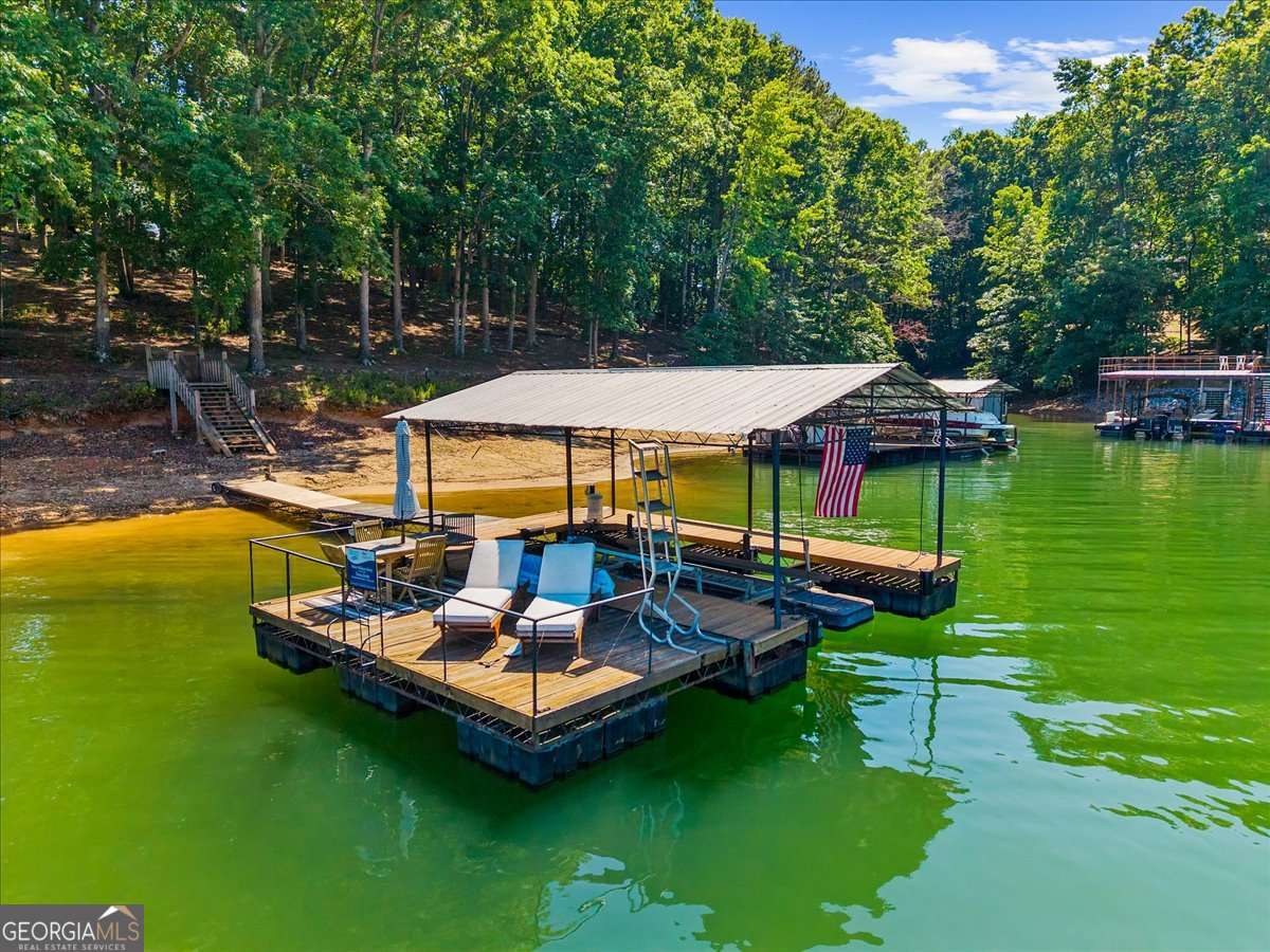 5573 Hidden Harbor Landing Property Photo 4