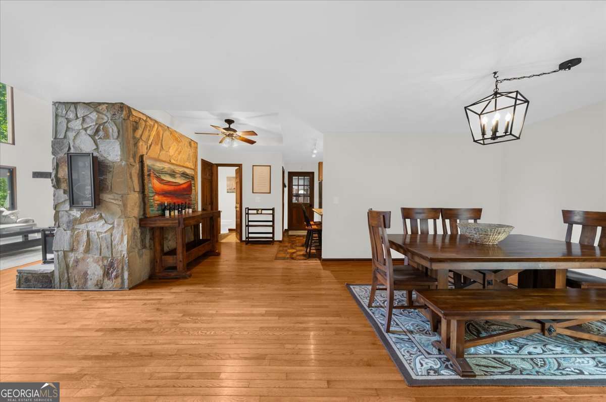 5573 Hidden Harbor Landing Property Photo 7