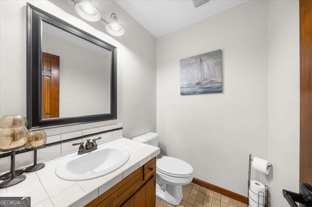5573 Hidden Harbor Landing Property Photo 14