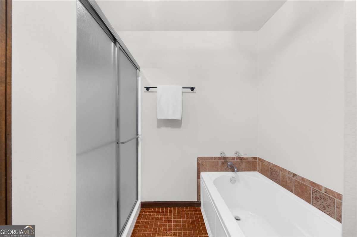 5573 Hidden Harbor Landing Property Photo 32